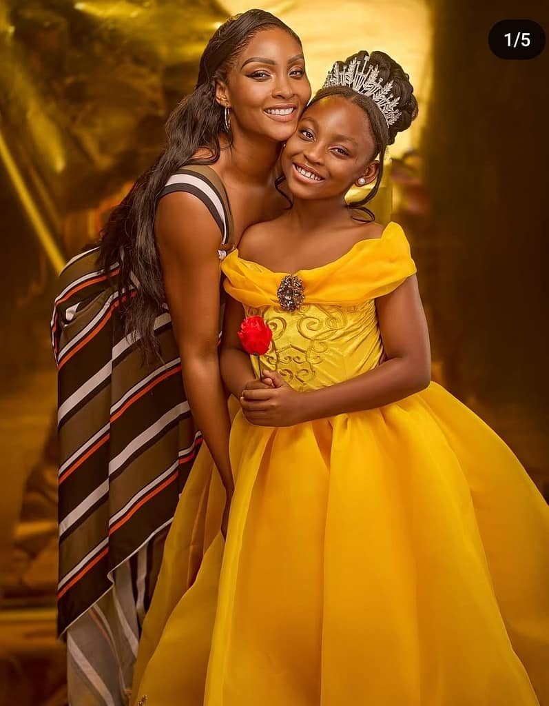 Osas Ighodaro and her daughter