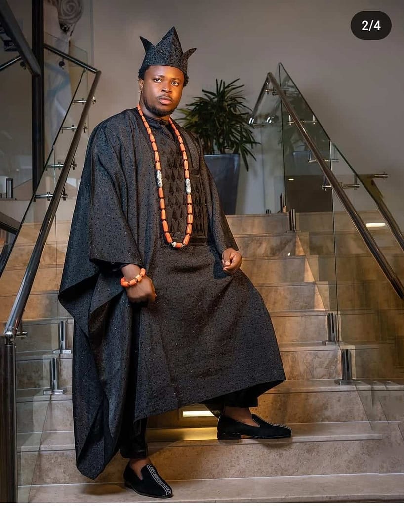 Egbon set, man by Veekee James